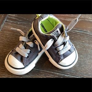 No tie converse infant size 4c